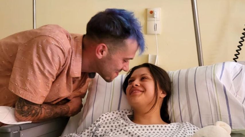 Daniele Negroni und seine Freundin Davina im Krankenhaus, Juli 2022
