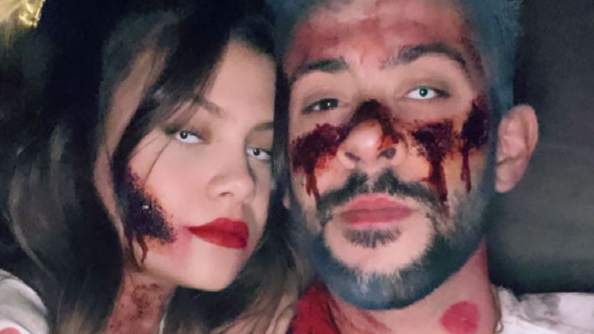 Daniele Negroni mit seiner Begleitung an Halloween 2021