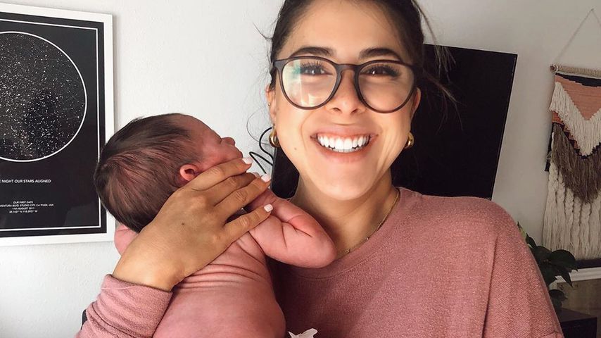 Daniella Monet und Söhnchen Gio James