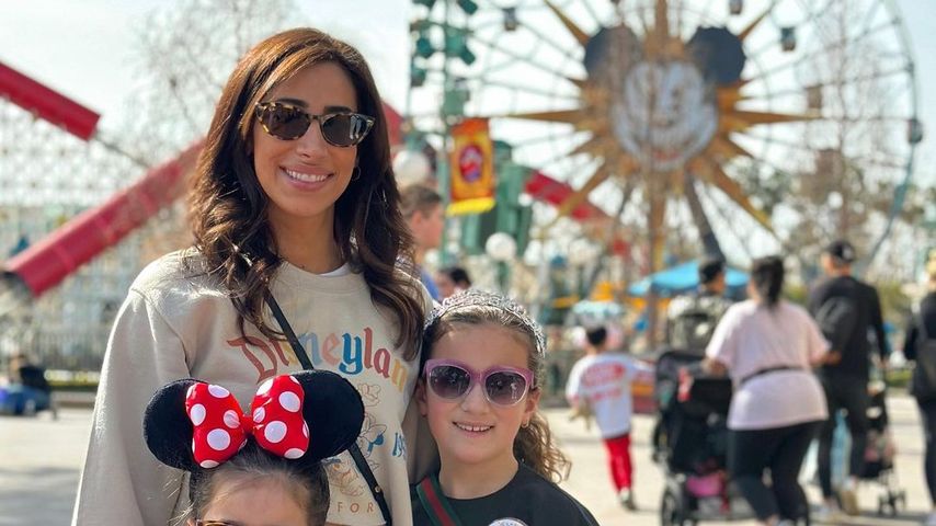 Danielle Jonas mit ihren Töchtern Alena und Valentina im Februar 2023
