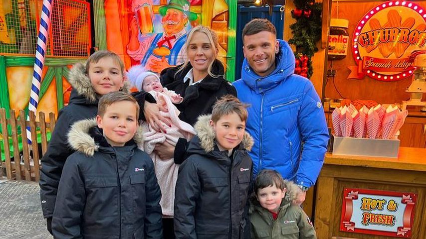 Mit allen fünf Kids: Danielle Lloyd teilt süßes Familienbild