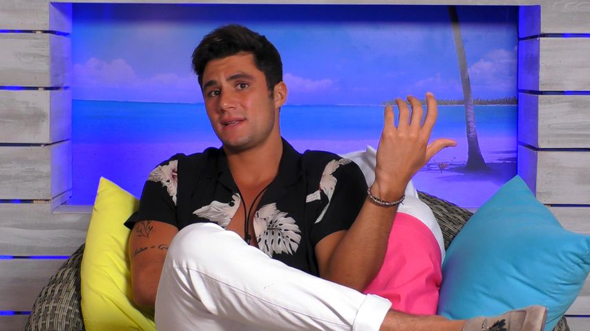 Danilo im "Love Island"-Sprechzimmer