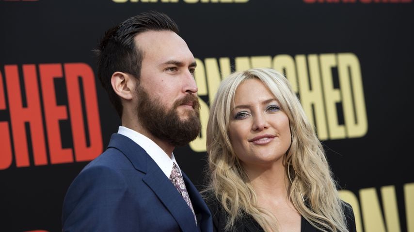 Danny Fujikawa und Kate Hudson