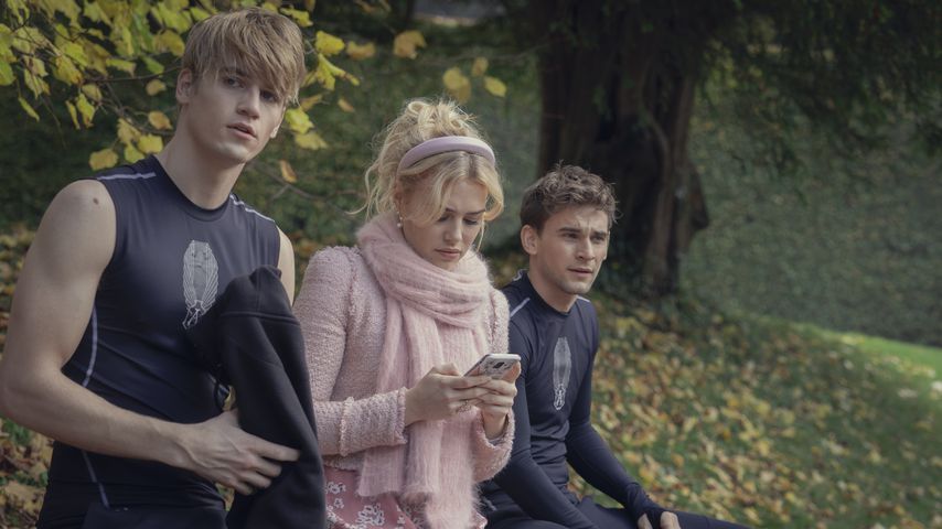 Danny Griffin, Hannah van der Westhuysen und Freddie Thorp bei "Fate: The Winx Saga"