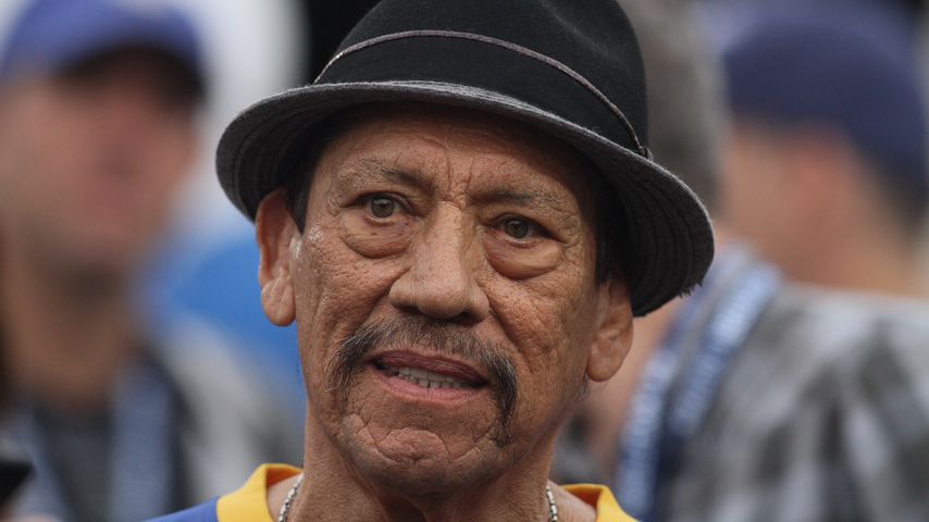 Held! "Machete"-Star Danny Trejo rettet Kind aus Unfall-Auto