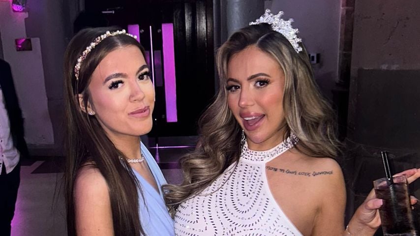 Darci und ihre Schwester Holly Hagan