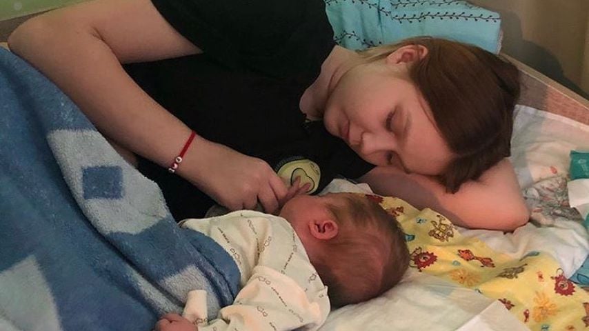 Die russische Influencerin Darya und ihre Tochter