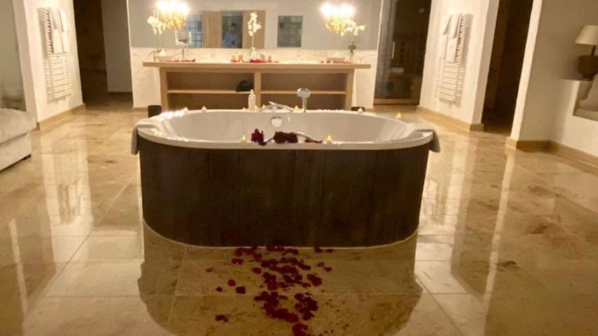 Das Badezimmer bei Mandy Langes Verlobung