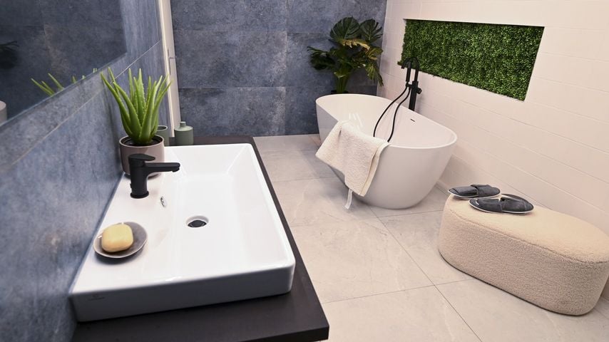 Das Badezimmer der Musterwohnung bei "Promi Big Brother" 2025
