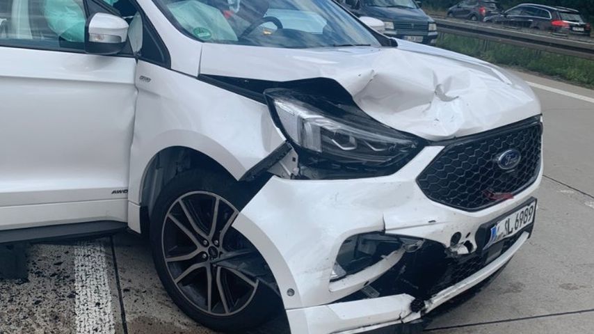 Das kaputte Auto von Sonia Liebing und ihrem Mann Markus