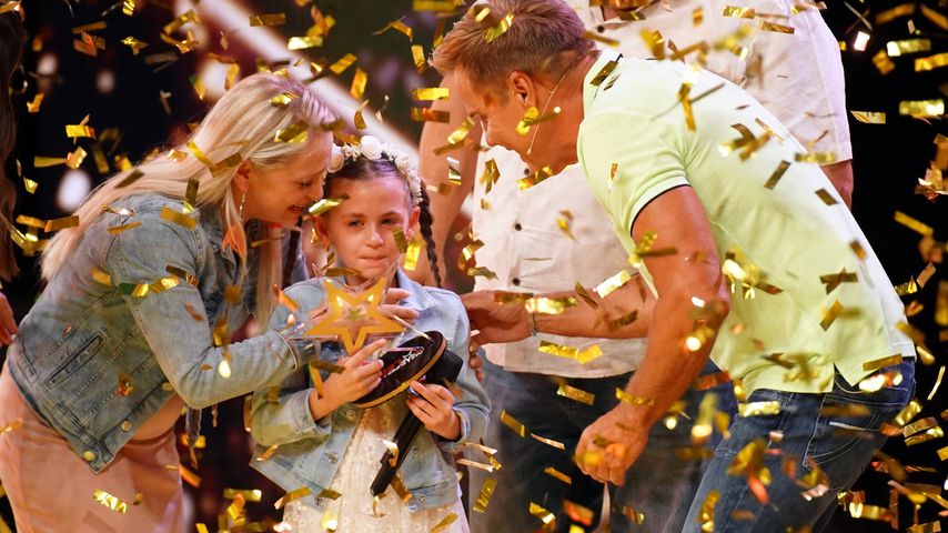 "Das Supertalent"-Kandidatin Georgia mit ihrer Mama Miriam und Dieter Bohlen
