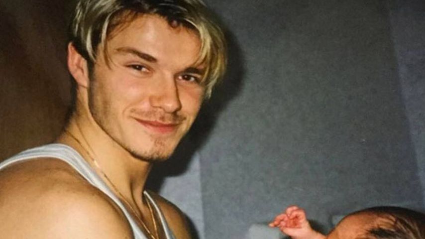 David Beckham mit seinem Sohn Brooklyn, circa März 1999