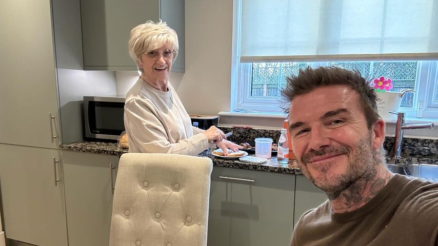 David Beckham mit seiner Mutter Sandra