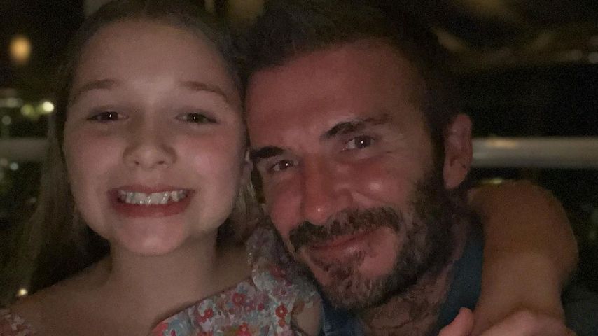 Vic Beckham entzückt: Harper auf Date mit Mama und Papa