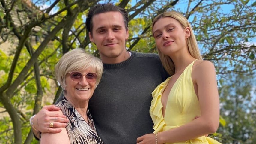 David Beckhams Mutter Sandra, ihr Enkel Brooklyn Beckham und seine Verlobte Nicola Peltz, Juli 2020
