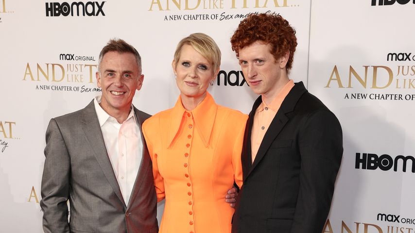 David Eigenberg, Cynthia Nixon und Niall Cunningham bei der Premiere von "And Just Like That"