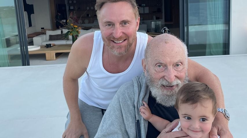 Richtig goldig: David Guetta postet Drei-Generationen-Foto