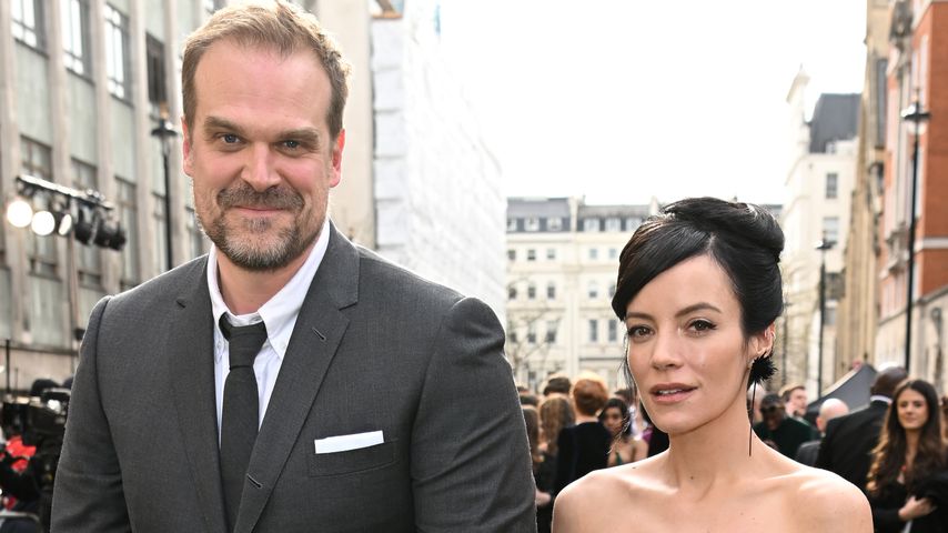 David Harbour und Lily Allen im April 2022