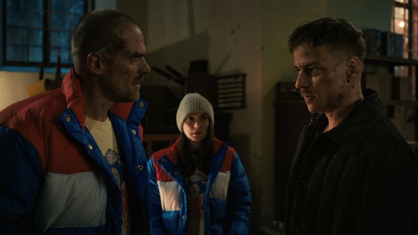 David Harbour, Winona Ryder und Tom Wlaschiha in "Stranger Things 4"