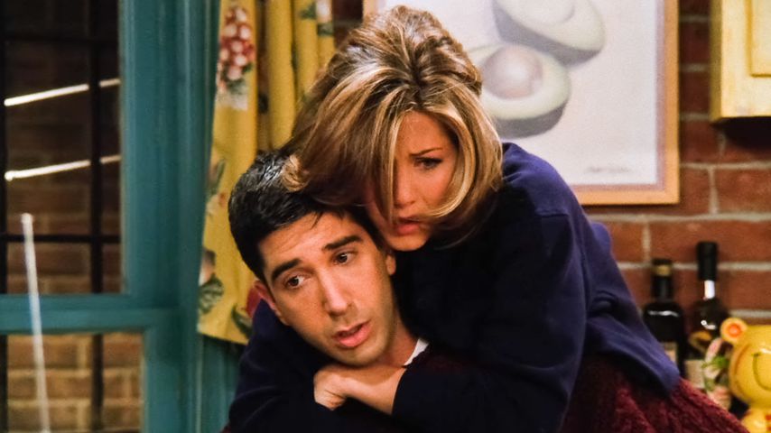 David Schwimmer und Jennifer Aniston in der Sitcom "Friends", 1995