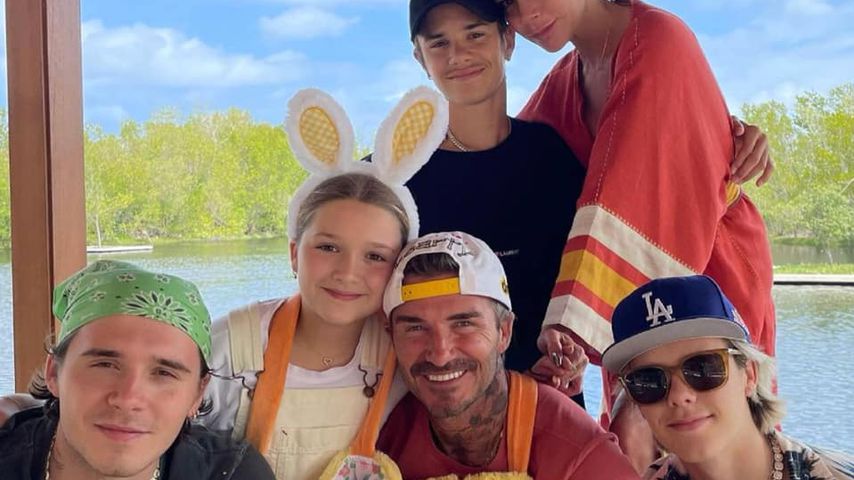David und Victoria Beckham mit ihren vier Kindern an Ostern 2021