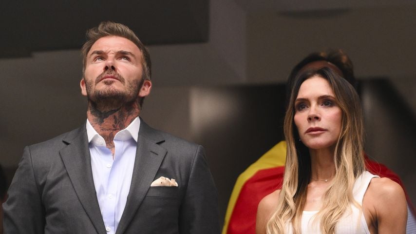 David und Victoria Beckham im Stadion beim WM-Halbfinale Frankreich gegen Spanien in Texas, Juli 2026