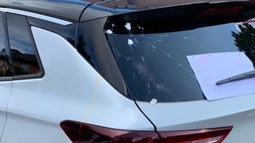 Davin Herbrüggens beschmutztes Auto