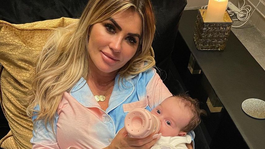 Reality-TV-Bekanntheit Dawn Ward mit ihrer Enkelin Skye Lynne