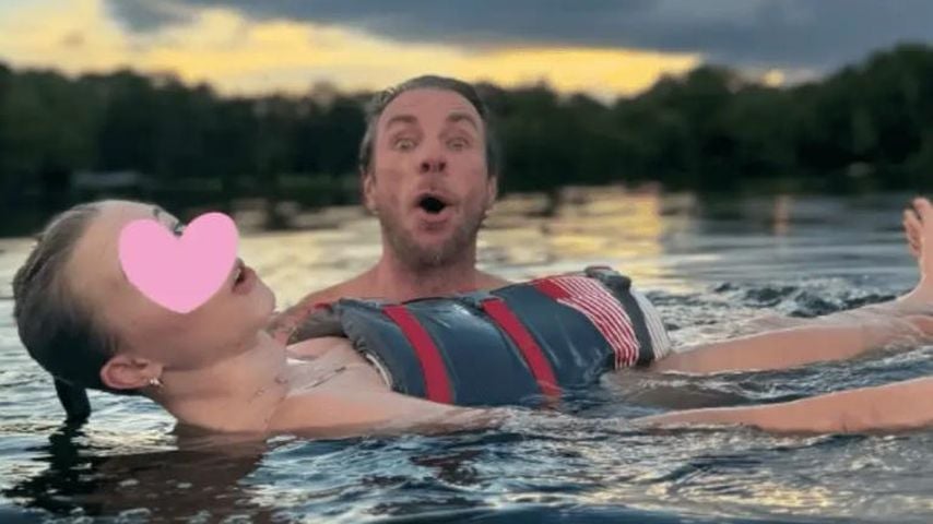 Dax Shepard mit einer seiner Töchter, Juli 2026