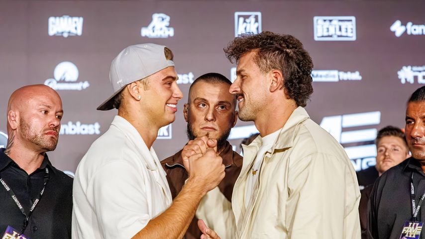 Daymian Weiss und Marco Cerullo beim Staredown vor ihrem Duell bei Fame Fighting 3 in Essen.