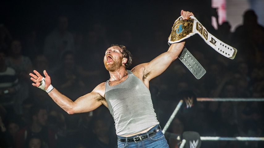 Ganz heimlich: WWE-Star Dean Ambrose heiratet Kollegin!