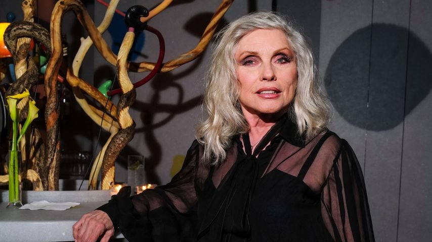 Blondie-Star Debbie Harry (79) strahlt im jugendlichen Look