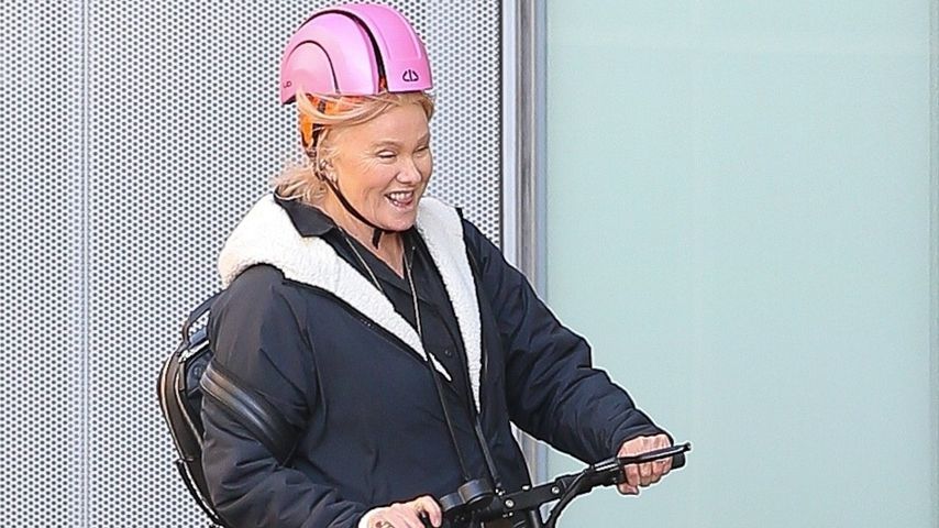 Deborra-Lee Furness, Schauspielerin