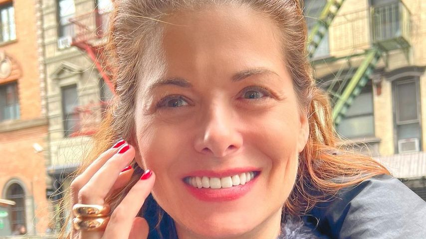 Debra Messing