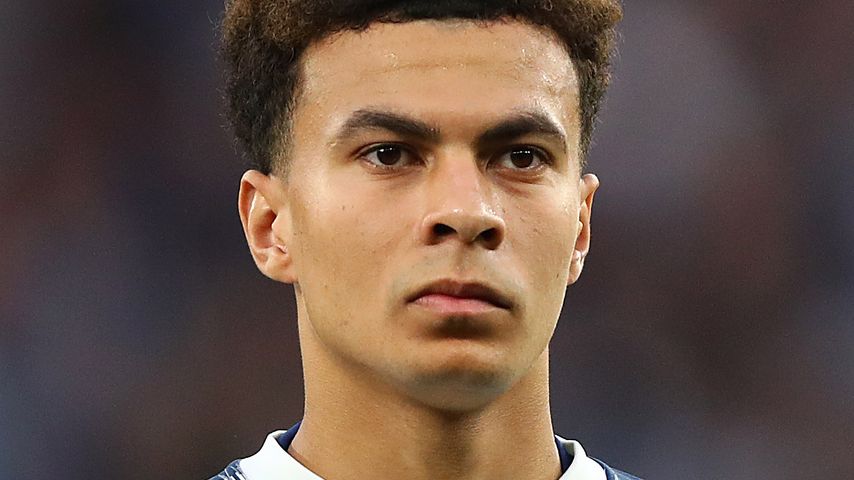 Heiße Jacht-Pics: Hat Kicker Dele Alli eine neue Freundin?