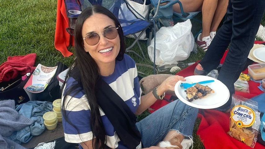Schöne Fotos: Demi Moore genießt Festival mit ihren Töchtern