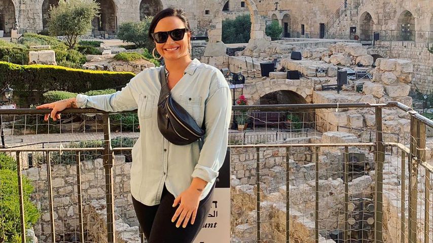 Demi Lovato ließ sich während ihrer Israel-Reise taufen