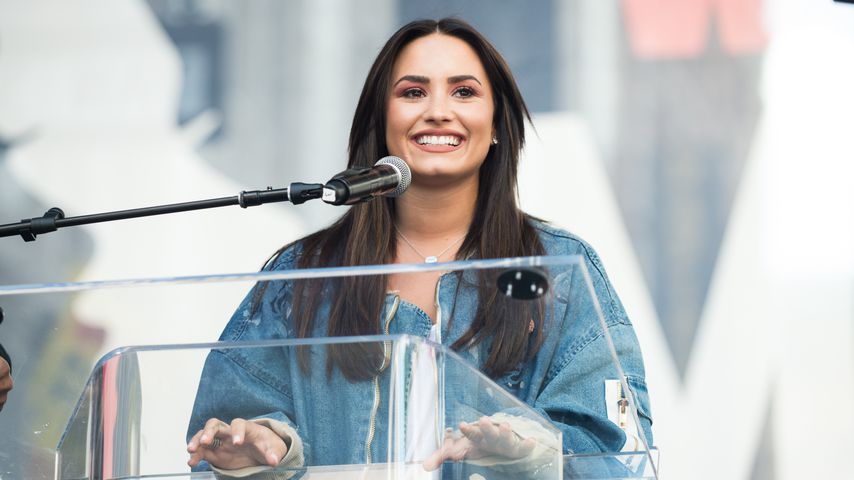 Demi Lovato in Los Angeles, 2017