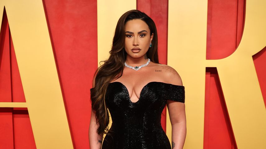 Demi Lovato, Sängerin