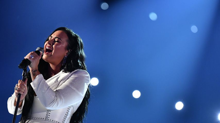 Demi Lovato, Sängerin