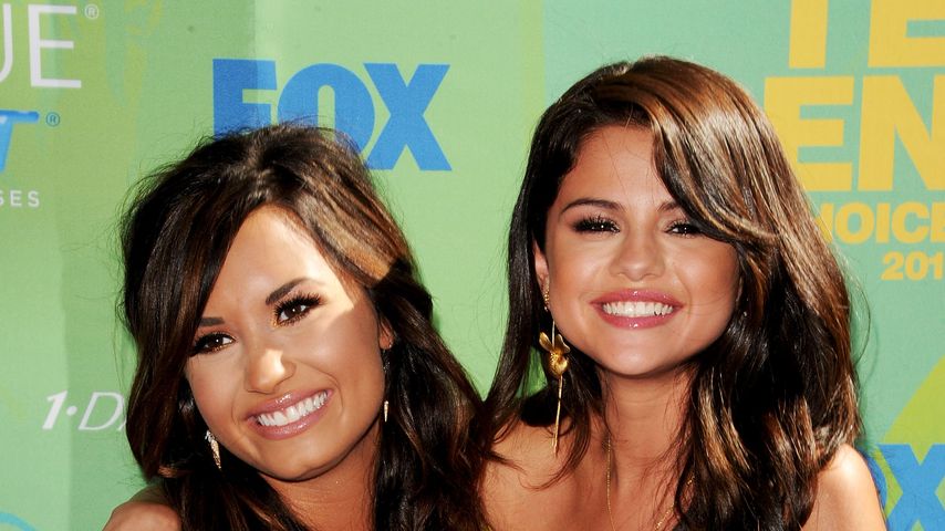 Demi Lovato und Selena Gomez, August 2011