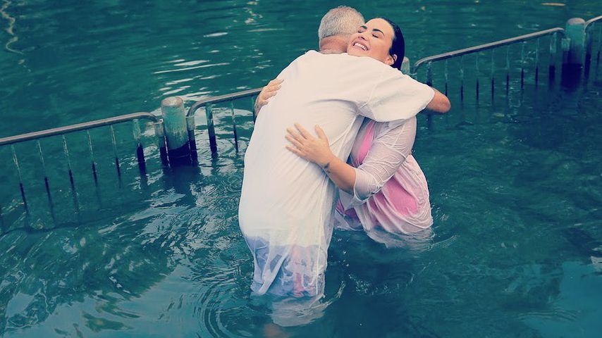 Demi Lovato (r.) Anfang Oktober 2019 in Israel
