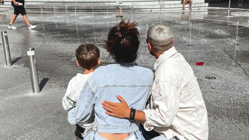 Denise Merten mit ihrem Sohn Ben-Matteo und ihrem Mann Henning