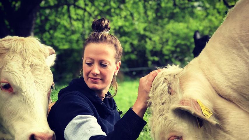 "Bauer sucht Frau"-Denise von Bullen durch Luft geschleudert
