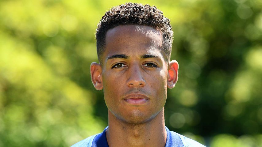 Während seiner HSV-Zeit: Dennis Aogo war beim Psychologen!