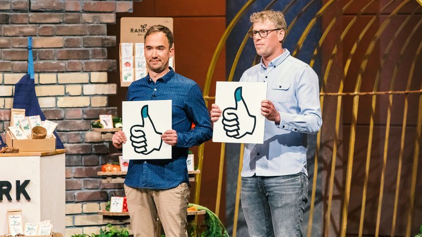 Dennis Lizarzaburu und Hannes Popken bei "Die Höhle der Löwen" im April 2020