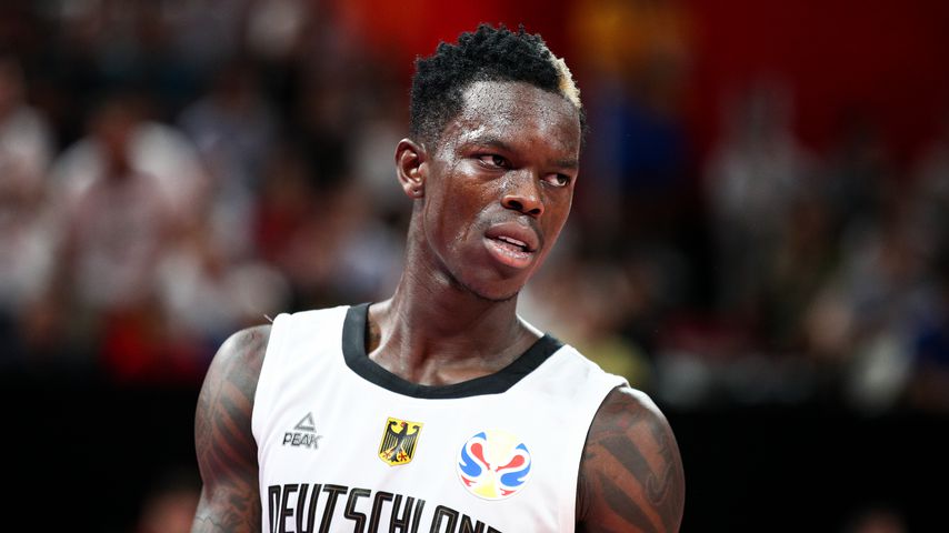 Dennis Schröder, Basketball-Profi