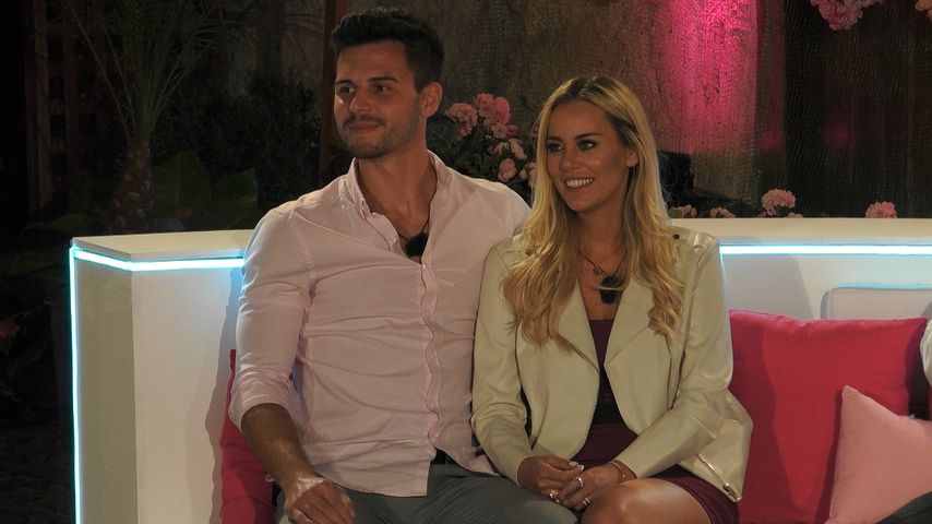 Dennis und Nicole bei der "Love Island"-Paarungszeremonie