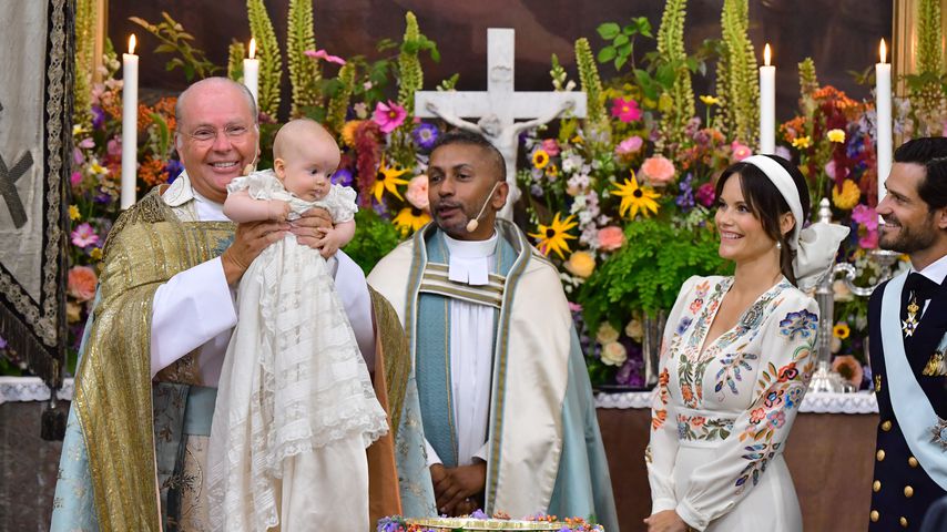 In der Kirche: Erste Einblicke in die Taufe von Prinz Julian