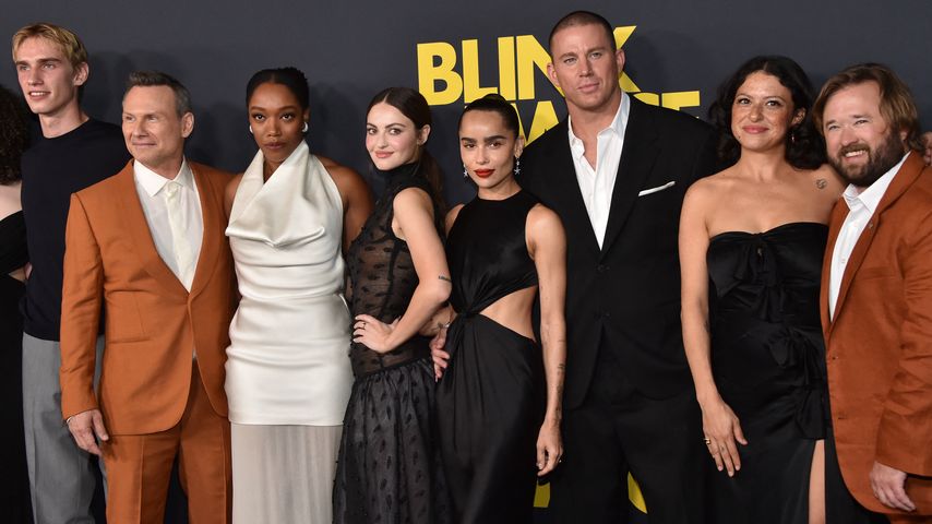 Der Cast von "Blink Twice"